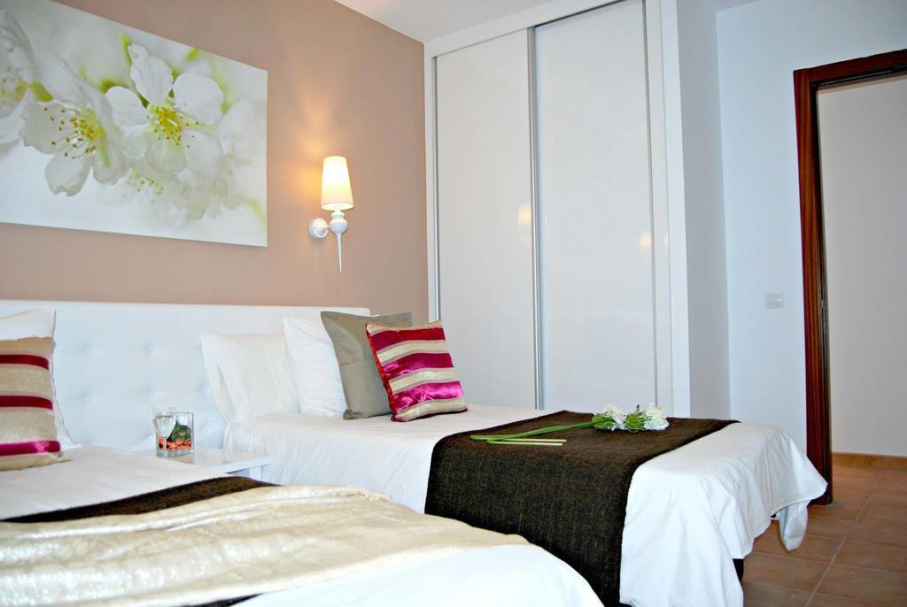 Apartamento Brisa By Vacanzy Collection コラレホ 部屋 写真